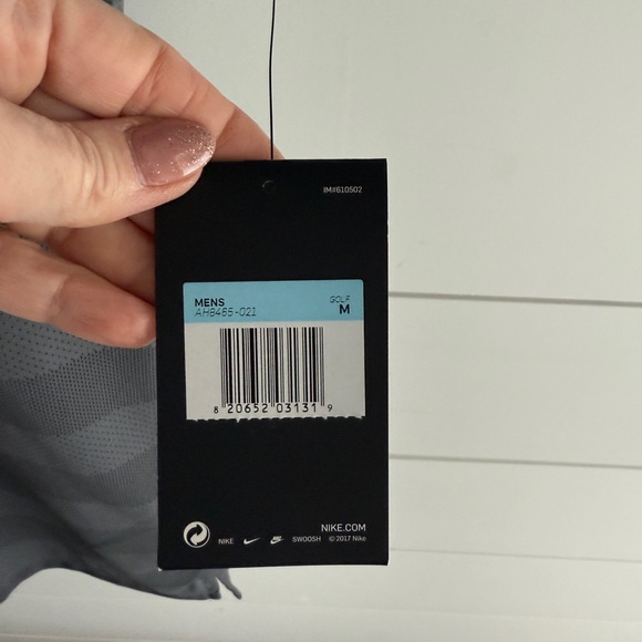 NWT Men’s Nike Golf Shirt - Picture 5 of 7